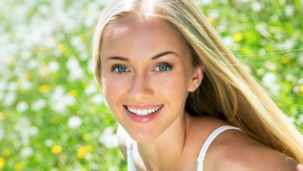 cosmetic dental teeth whitening and veneers
